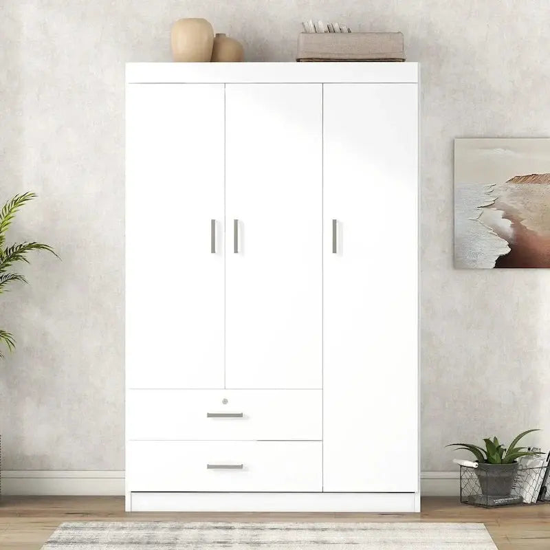 Three-Door Wardrobe with Dual Lower Drawers â€?Space-Saving Bedroom Storage