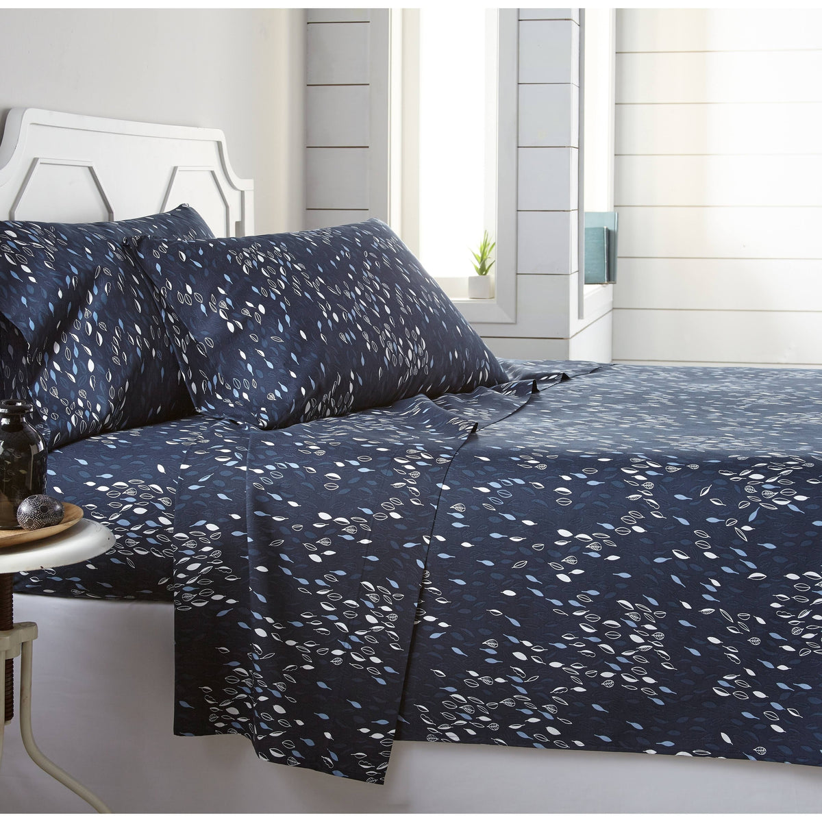 Twin XL Sized Modern Printed Sheet Set - Botanical Forest Blue