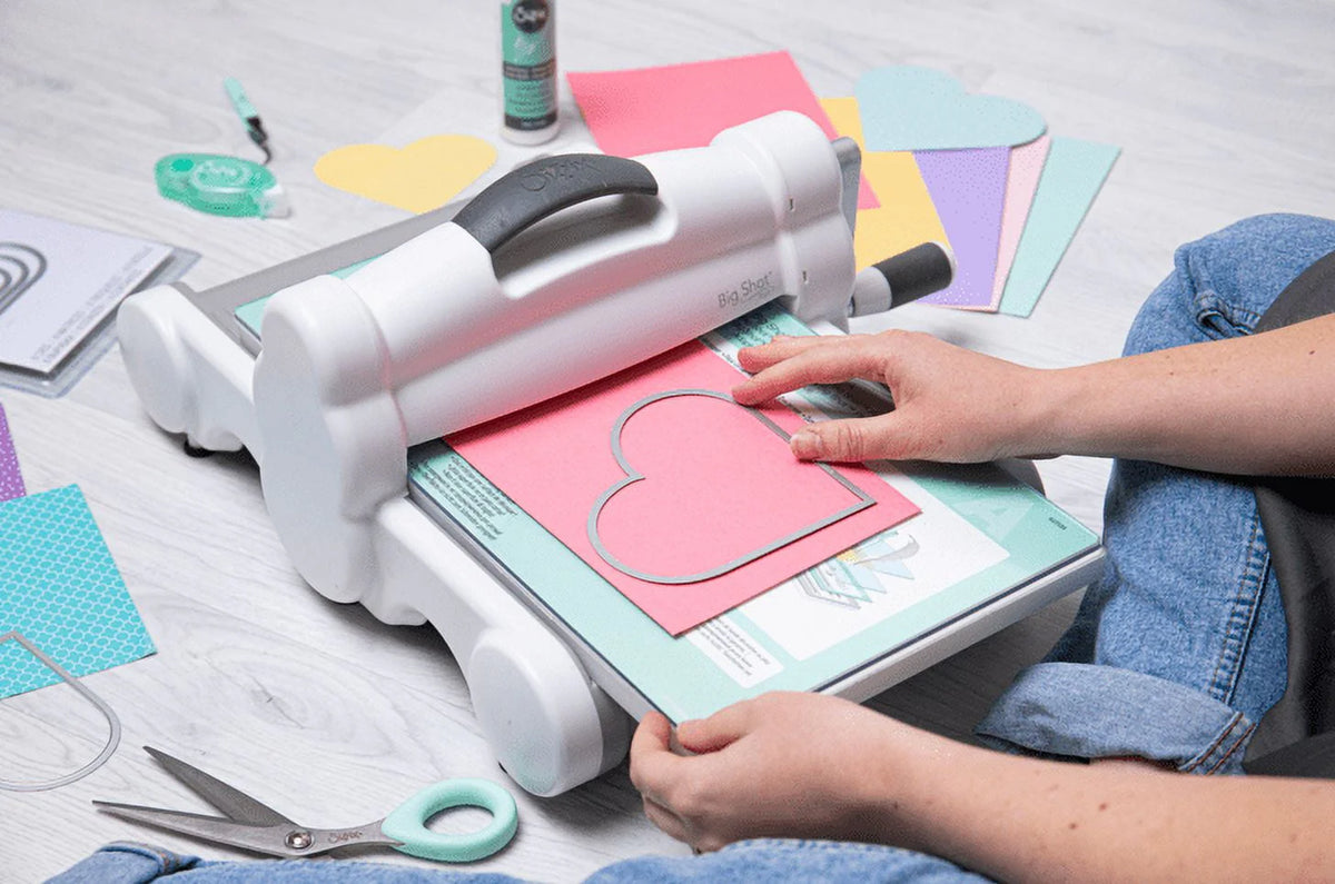 Sizzix Big Shot Shape - Cutting & Embossing Plus Machine