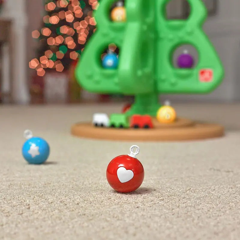 Step2 My First Christmas Tree â€?33â€?Kids' Plastic Tree with Ornaments & Train Set