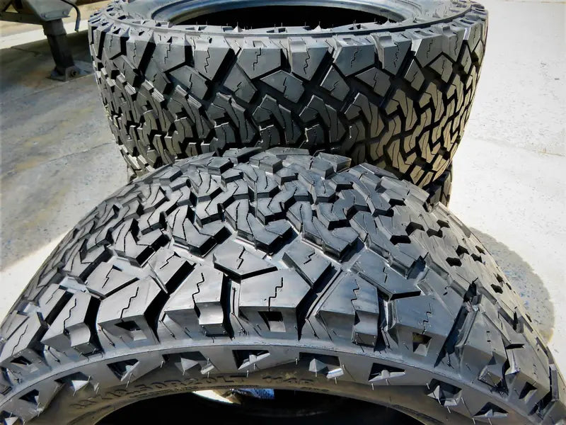 Venom Power Terra Hunter X/T LT 33X12.50R20 Load F 12 Ply XT Extreme Terrain