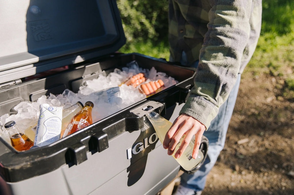 Igloo 72 QT Overland Ice Chest Cooler with Wheels, Gray