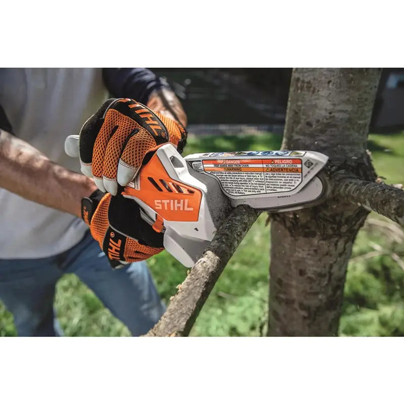 STIHL GTA 26 Cordless Garden Pruner Kit â€?Includes Battery and Charger