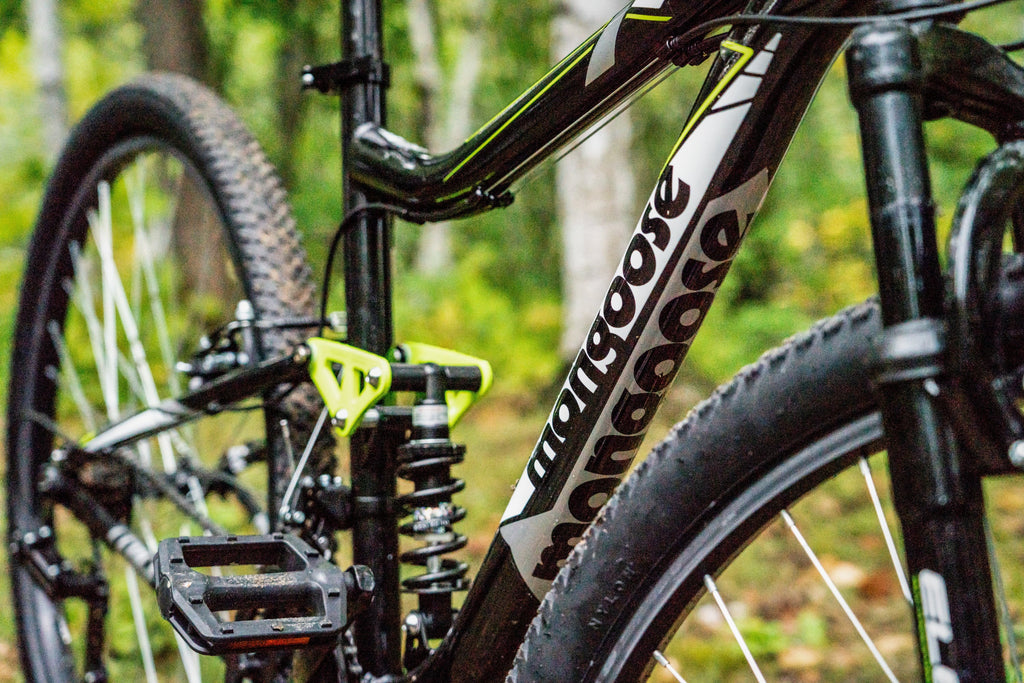 Ledge 2.1 Mountain Bike. 27.5 wheels. 21 speeds. mens frame. Black